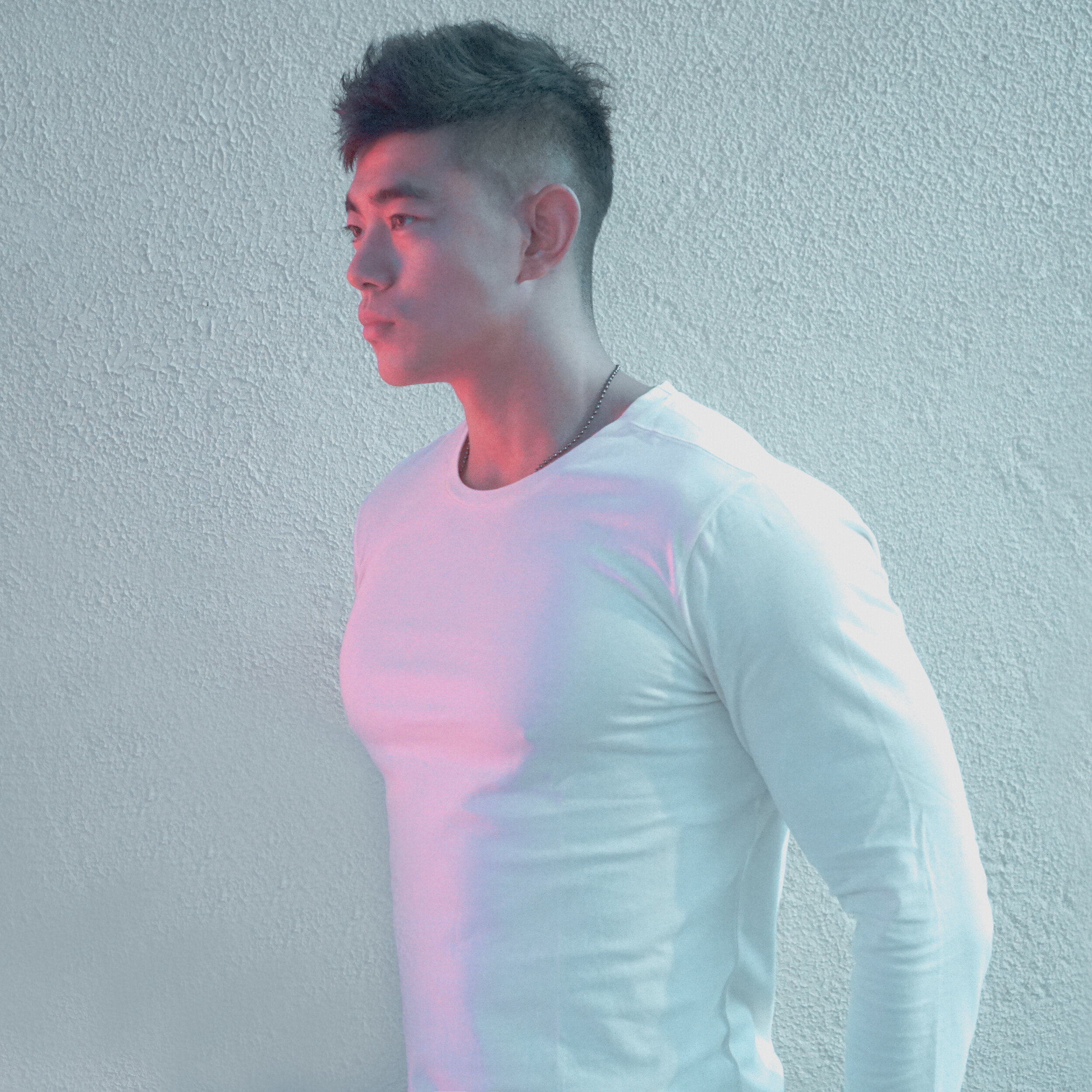 shuai——bio.jpg
